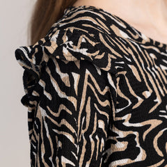 OLIA - ΓΥΝΑΙΚΕΙΟ ΦΟΡΕΜΑ ΜΕ ΜΑΝΙΚΙΑ 3/4 ΚΑΙ ΣΧΕΔΙΟ